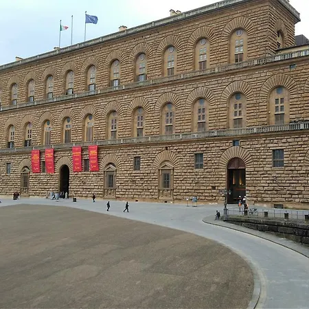 Pitti - Flo Apartment